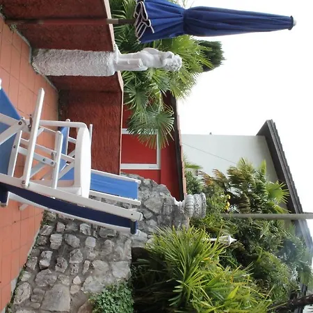 Готель Elvezia Al Lago 3*