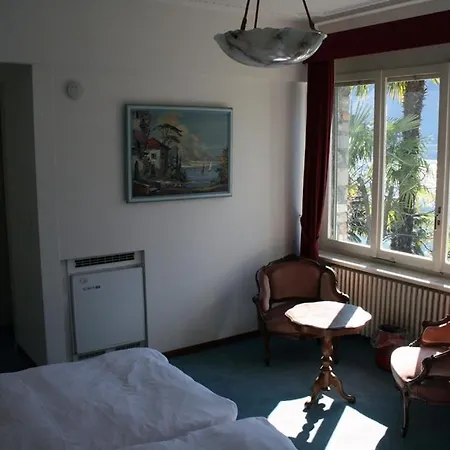 Hotel Elvezia Al Lago 3*