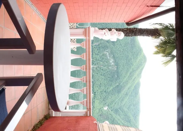 Elvezia Al Lago Otel 3*